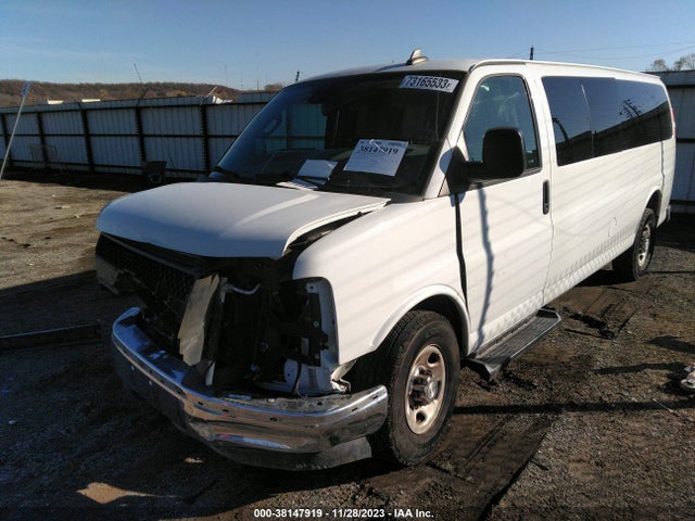 Chevrolet Express 3500 Lt 2019 1GAZGPFG5K1272047 Image 2