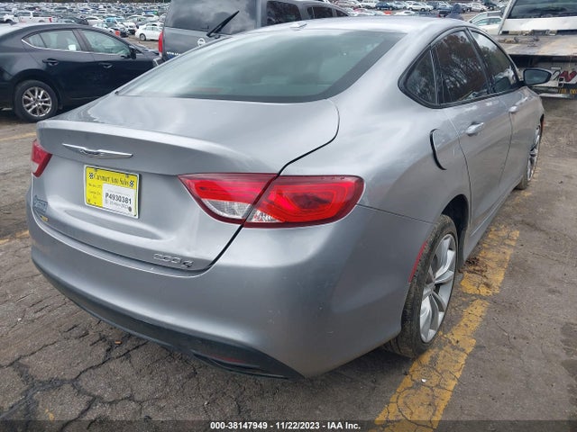 Chrysler 200 S 2015 1C3CCCBB4FN724861 Image 4