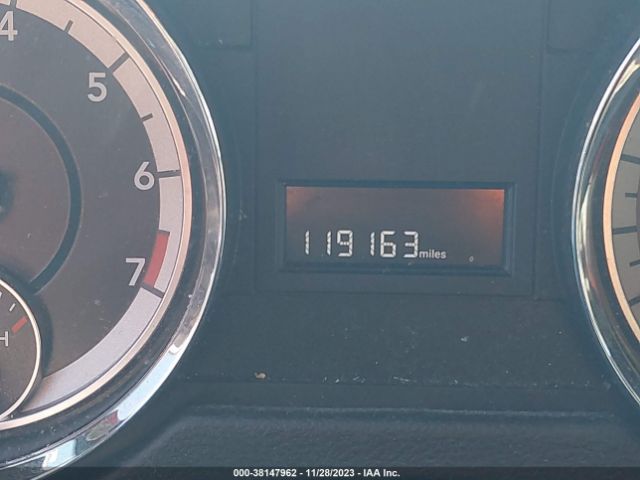 2C4RDGCG4JR299819 Dodge Grand Caravan Sxt