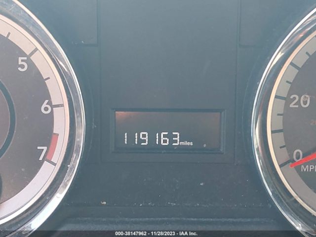 2C4RDGCG4JR299819 Dodge Grand Caravan Sxt