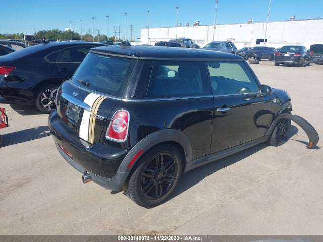 2013 MINI HARDTOP WMWSU3C51DT689568 Photo 3