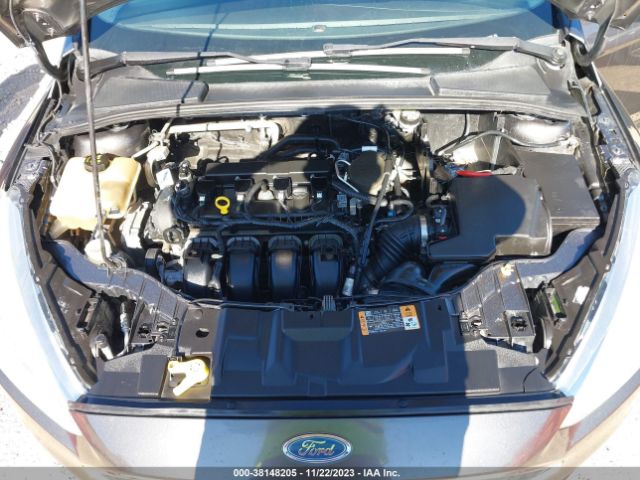 1FADP3K2XGL263592 Ford FOCUS SE