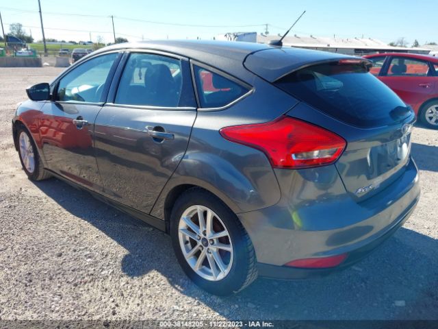1FADP3K2XGL263592 Ford FOCUS SE