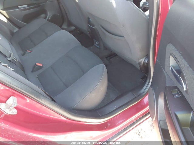 2014 CHEVROLET CRUZE 1LT AUTO VIN: 1G1PC5SB1E7268905