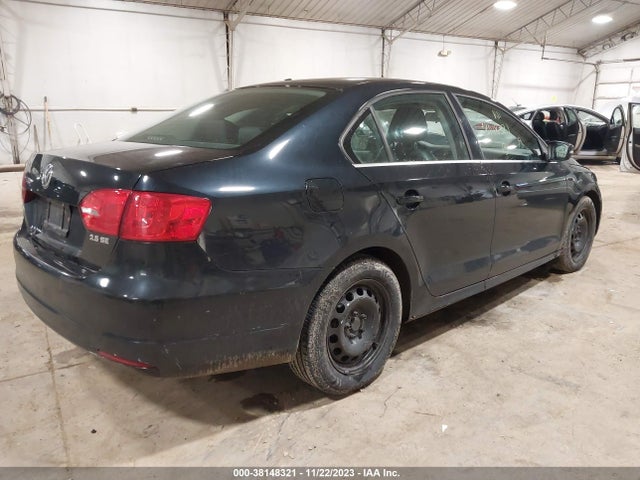 2013 VOLKSWAGEN JETTA 2.5L SE VIN: 3VWDP7AJ7DM297538