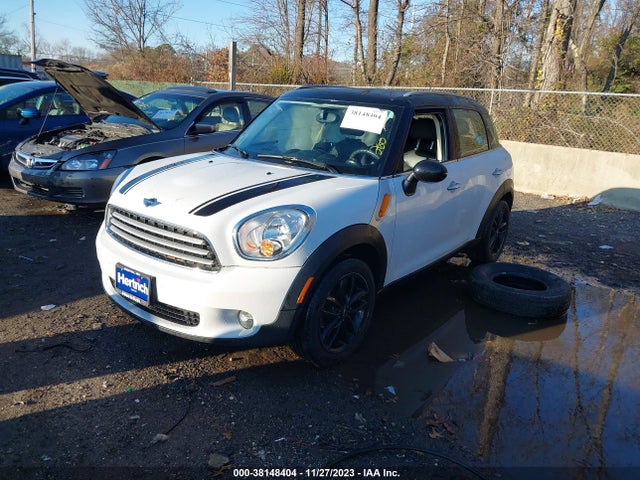 2014 MINI COUNTRYMAN WMWZB3C50EWR39435 Photo 1