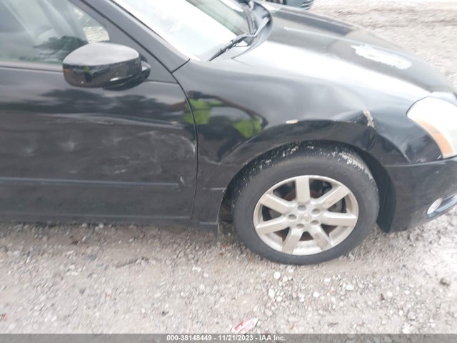 2004 NISSAN MAXIMA 3.5 SL VIN: 1N4BA41E64C832847