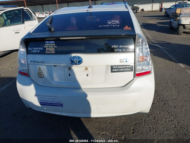 2011 TOYOTA PRIUS FOUR VIN: JTDKN3DU5B0269526
