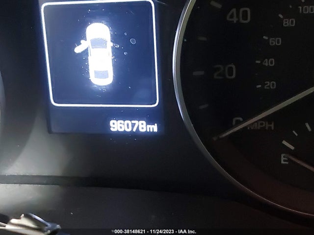 2018 HYUNDAI ELANTRA SEL VIN: 5NPD84LF2JH364216