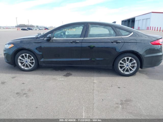 3FA6P0HD8LR222969 Ford FUSION SE