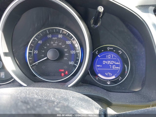 Honda FIT LX 2018 3HGGK5H4XJM735629 Image 16