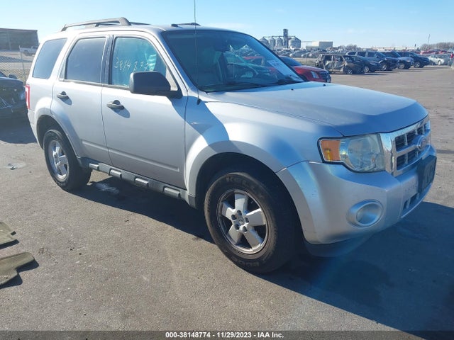 2011 FORD ESCAPE XLT VIN: 1FMCU9D77BKB67634