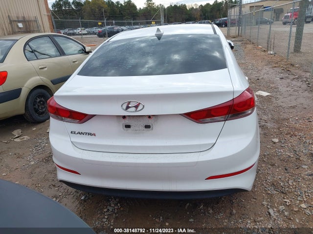 2018 HYUNDAI ELANTRA SEL VIN: 5NPD84LF0JH365879