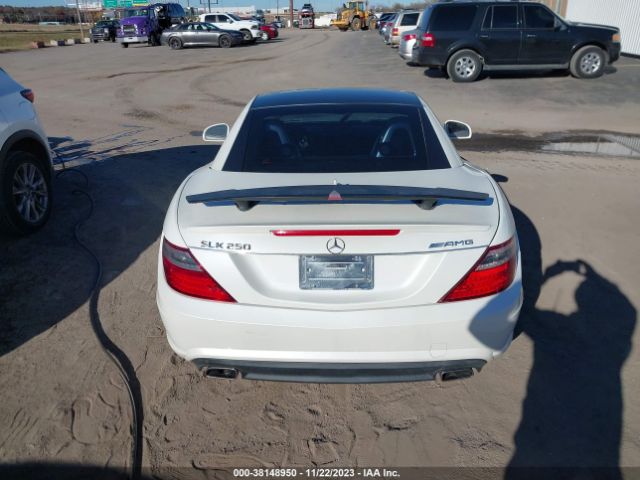 WDDPK4HA3FF108119 Mercedes-Benz SLK 250