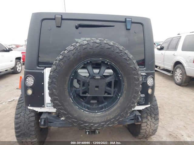 2016 JEEP WRANGLER UNLIMITED SPORT VIN: 1C4BJWDG3GL130010