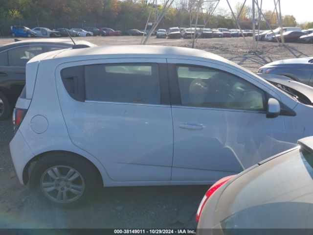 1G1JC6SH8G4119122 Chevrolet Sonic Lt Auto