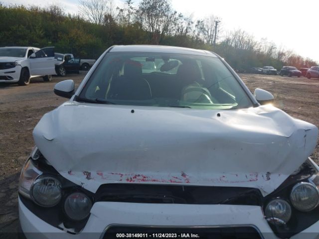 1G1JC6SH8G4119122 Chevrolet Sonic Lt Auto