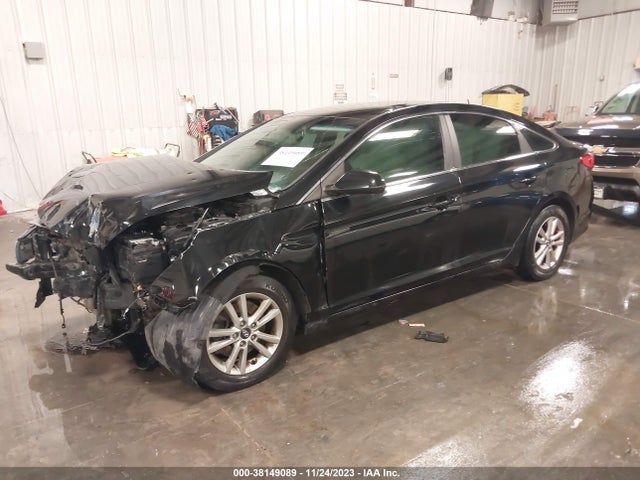 Hyundai SONATA SE 2017 5NPE24AF1HH446571 Image 2