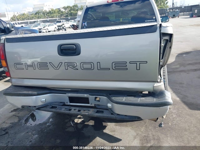 2001 CHEVROLET SILVERADO 1500 VIN: 2GCEC19W811402378