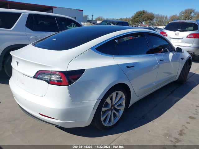 5YJ3E1EAXJF164767 Tesla Model 3 Mid Range/long Range