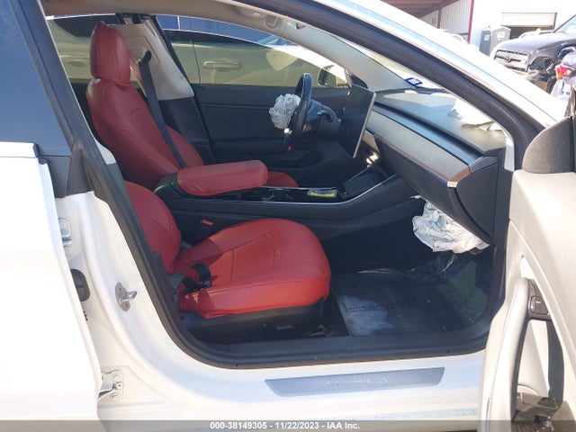 5YJ3E1EAXJF164767 Tesla Model 3 Mid Range/long Range