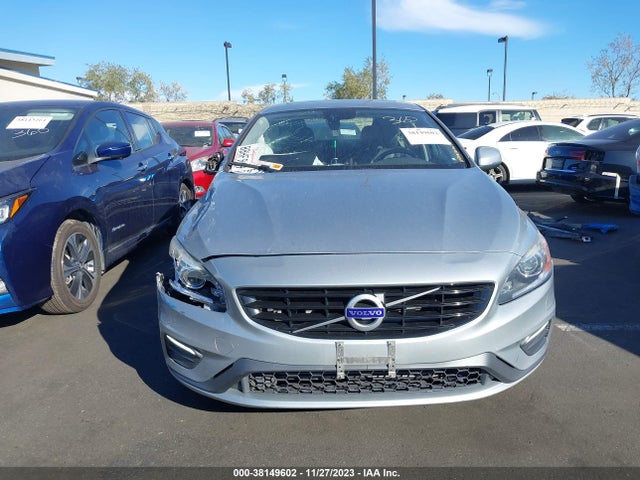 Продаж на аукціоні авто 2017 Volvo S60 T5 Dynamic, vin: YV126MFL0H2438057, номер лоту: 38149602