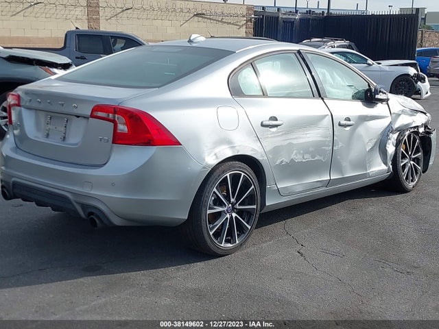 Продаж на аукціоні авто 2017 Volvo S60 T5 Dynamic, vin: YV126MFL0H2438057, номер лоту: 38149602