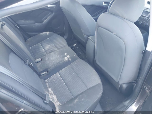 KIA FORTE LX 2017 3KPFL4A78HE134066 Image 8