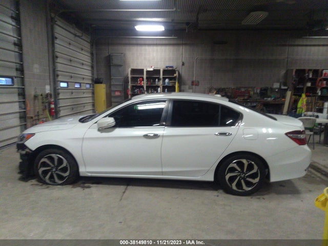 2017 HONDA ACCORD EX VIN: 1HGCR2F76HA155467