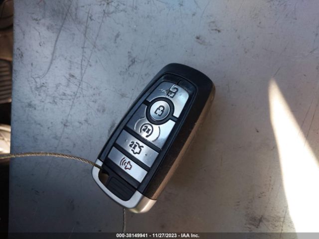 3FA6P0CD1LR195895 Ford FUSION SEL