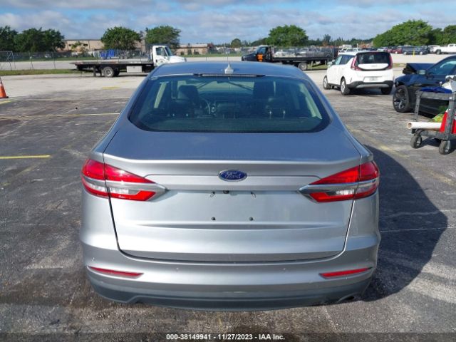 3FA6P0CD1LR195895 Ford FUSION SEL