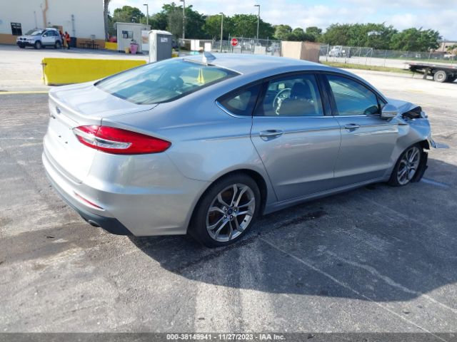3FA6P0CD1LR195895 Ford FUSION SEL