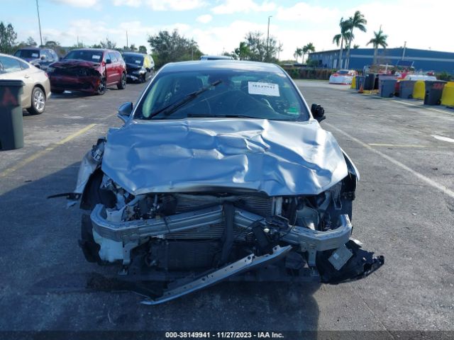 3FA6P0CD1LR195895 Ford FUSION SEL