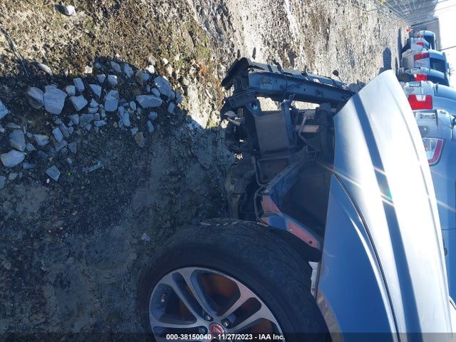 2017 JAGUAR XE SAJAD4BV6HA973531 Photo 5