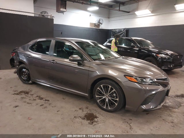 Toyota CAMRY SE 2020 4T1G11BK0LU004171 zdjęcie główne