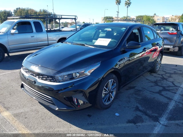 KIA Forte Lxs 2023 3KPF24AD0PE629482 Image 2
