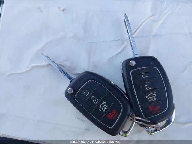 Hyundai SONATA SE 2015 5NPE24AF7FH094917 Image 11