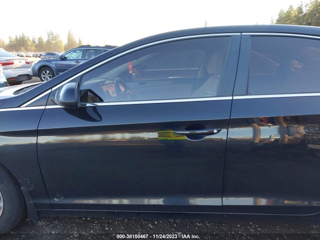 Hyundai SONATA SE 2015 5NPE24AF7FH094917 Image 15