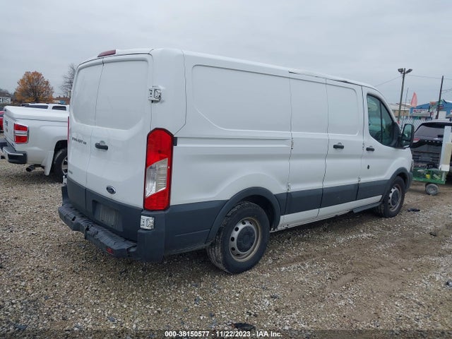 Продаж на аукціоні авто 2015 Ford Transit-150, vin: 1FTNE1ZG0FKA93564, номер лоту: 38150577