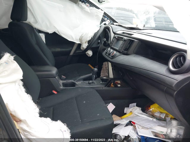 Toyota RAV4 LE 2016 2T3BFREV9GW497619 Image 5