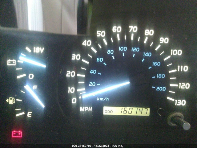 2001 LEXUS LX 470 BASE (A4) VIN: JTJHT00W313502089