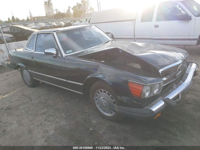 1988 MERCEDES-BENZ 560 WDBBA48DXJA085282