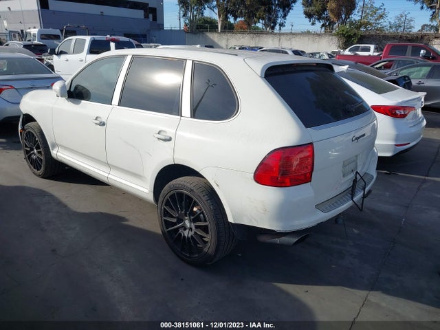 2006 PORSCHE CAYENNE WP1AA29PX6LA22591 Photo 2
