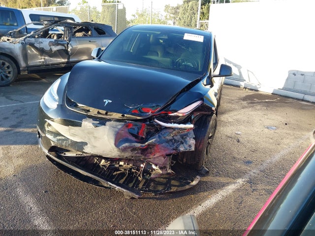 2021 TESLA MODEL Y LONG RANGE DUAL MOTOR ALL-WHEEL DRIVE VIN: 5YJYGDEE9MF245994