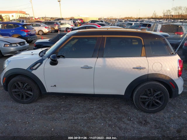2011 MINI COOPER S COUNTRYMAN VIN: WMWZC5C58BWM11095