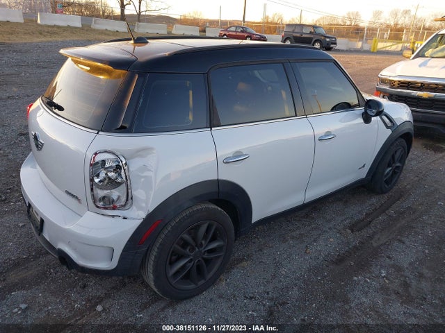 2011 MINI COOPER S COUNTRYMAN WMWZC5C58BWM11095 Photo 3