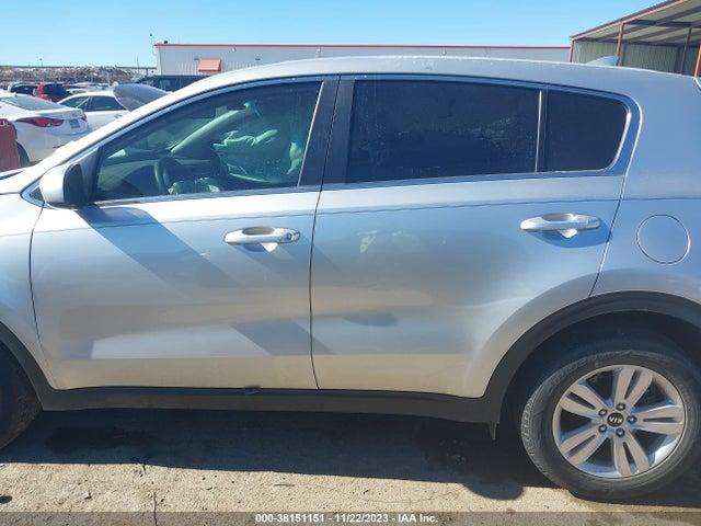 2019 KIA SPORTAGE LX VIN: KNDPM3AC6K7568230