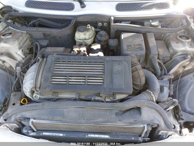 2005 MINI COOPER S WMWRE33415TD93781 Photo 9
