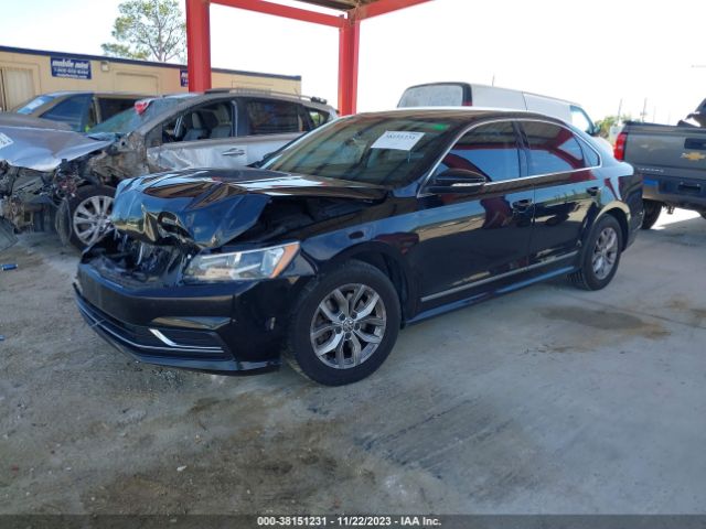 1VWAT7A39HC003600 Volkswagen Passat 1.8t S