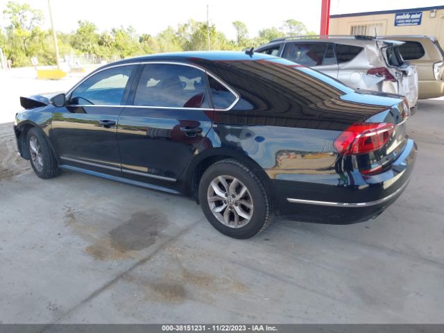 1VWAT7A39HC003600 Volkswagen Passat 1.8t S